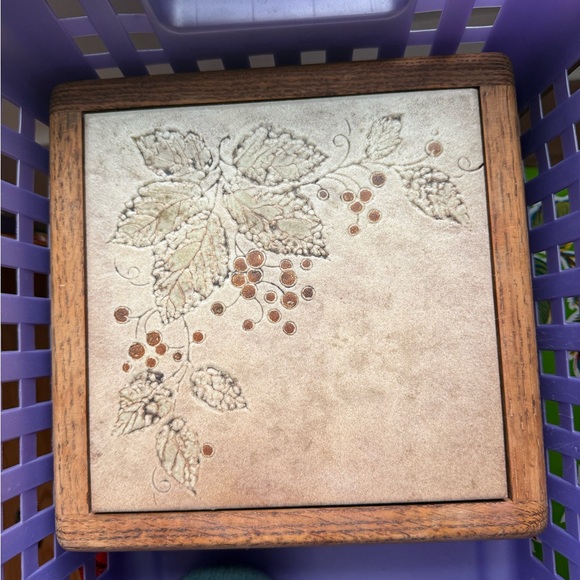 Vintage 70s Trivet Floral Ceramic in Wooden frame